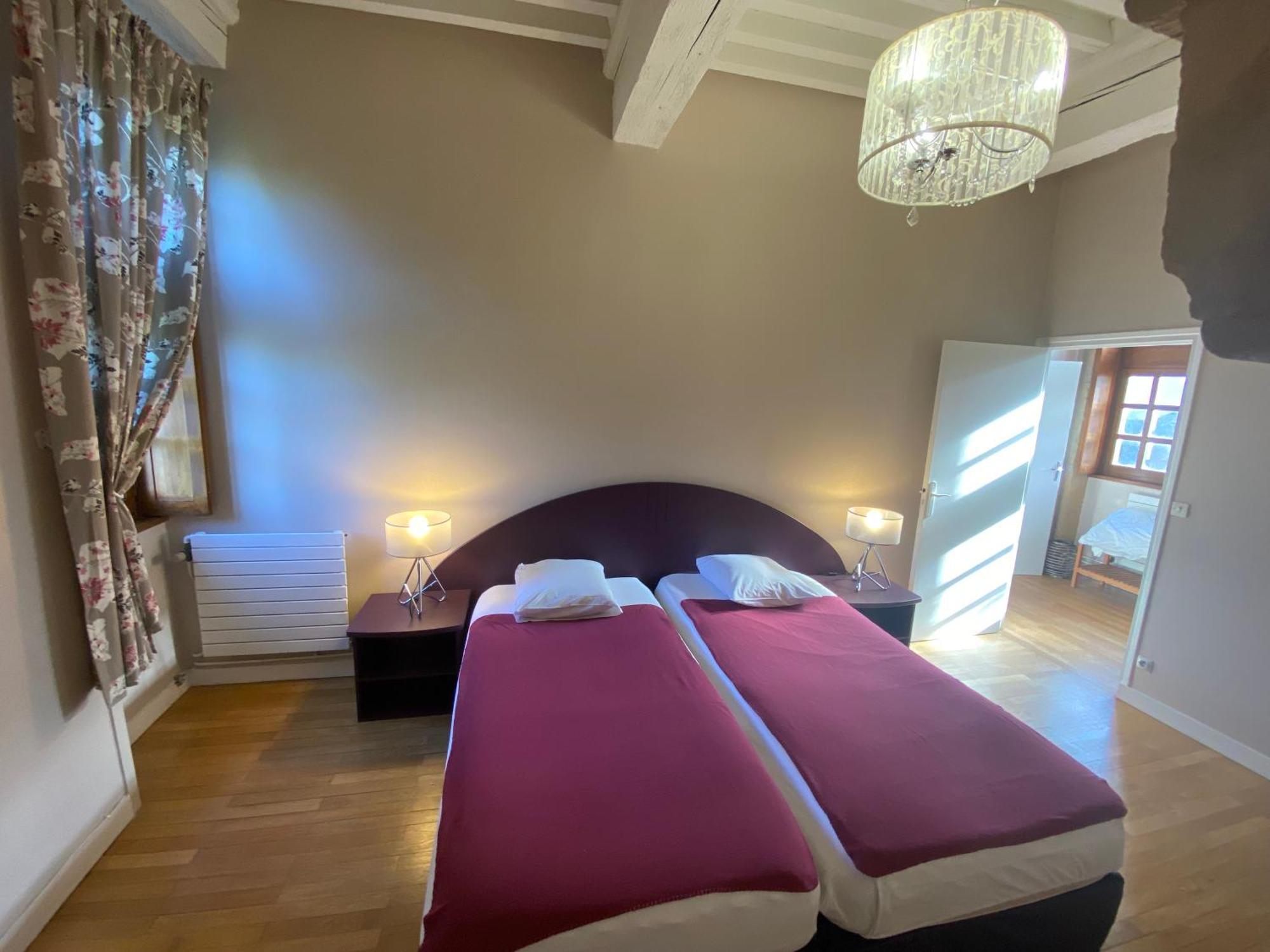 Demeures Et Chateaux L'Abbaye Caladoise - Anciennement Hostellerie Ferme Du Poulet Villefranche-sur-Saône Rum bild