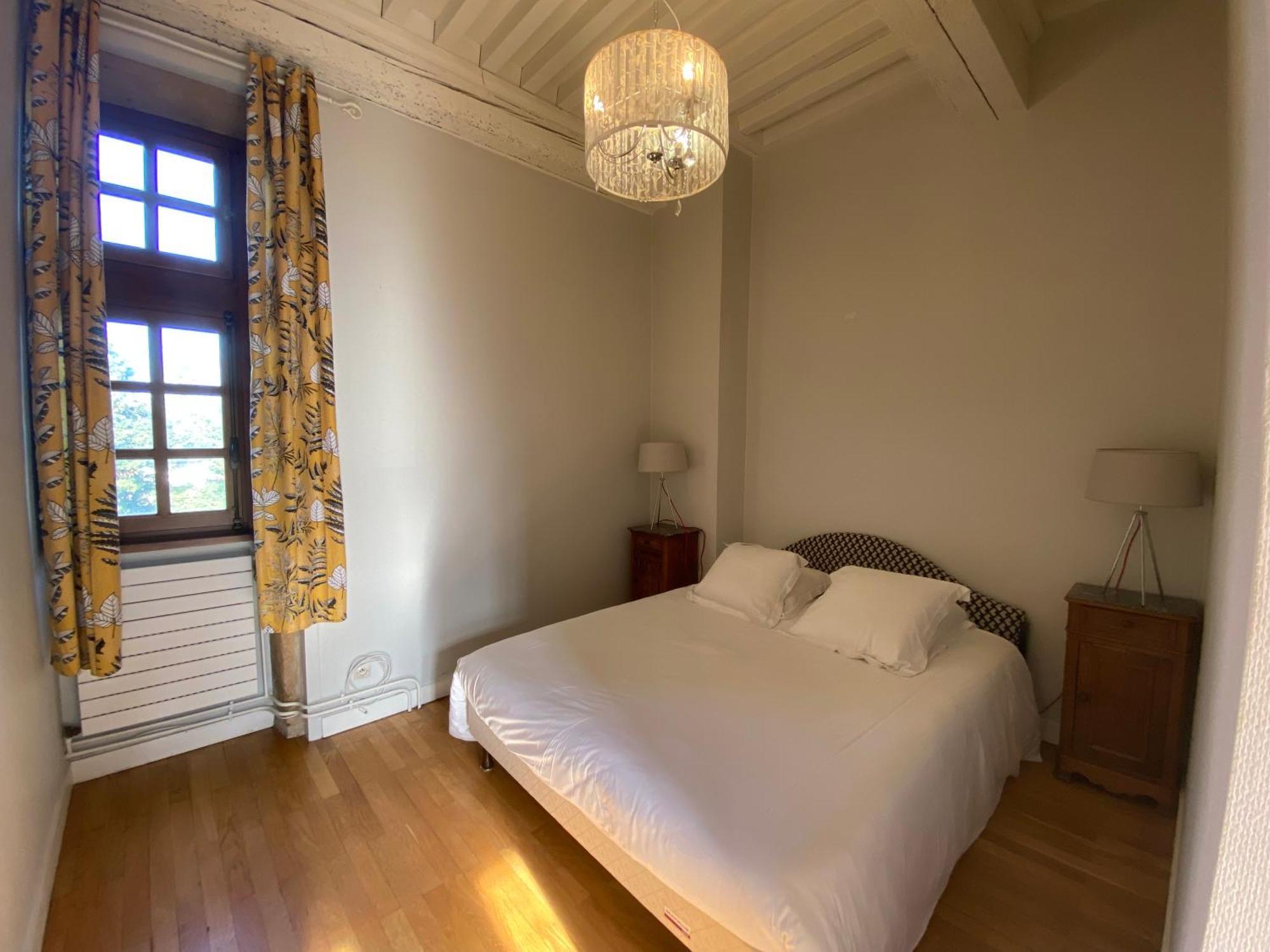 Demeures Et Chateaux L'Abbaye Caladoise - Anciennement Hostellerie Ferme Du Poulet Villefranche-sur-Saône Rum bild